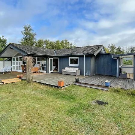 3 Bedroom Stunning In *