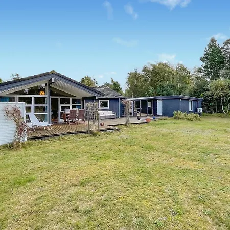 3 Bedroom Stunning In *