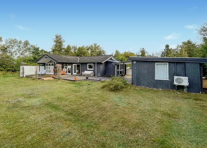 Casa de Férias 3 Bedroom Stunning In Rødby